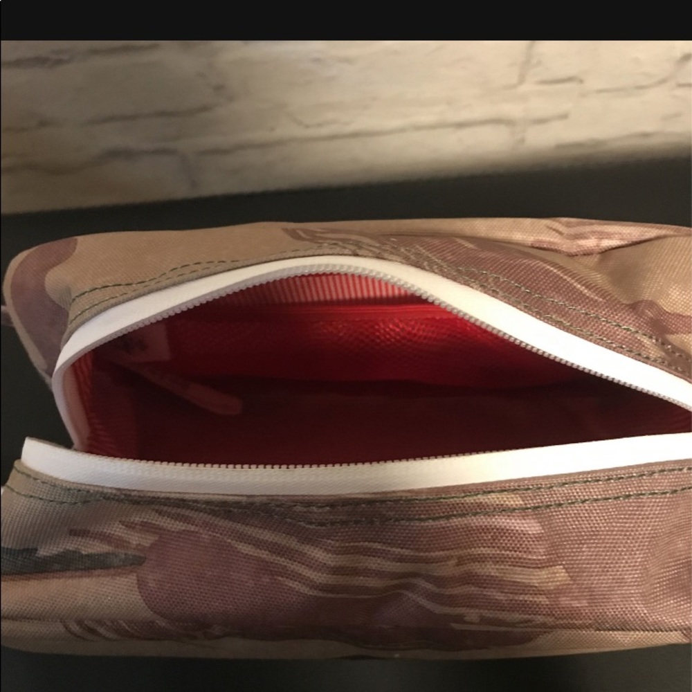 Hershel 5L travel bag - Picture 4 of 5